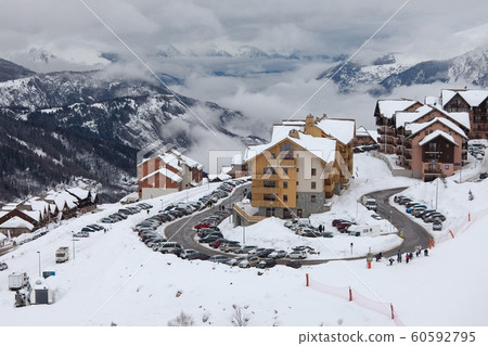 Ski Resort 60592795