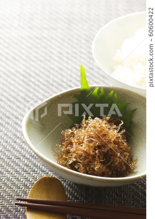 切魷魚煮三文魚27 切魷魚煮三文魚27 60600422