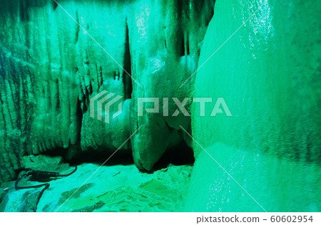 Niimi City, Okayama Prefecture "Ikura-dong" Cave, near the Crystal Hall Niimi City, Okayama Prefecture "Ikura-dong" Cave, near the Crystal Hall 60602954