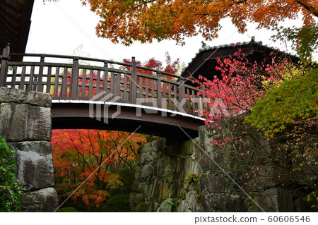 Jozankaku in late autumn 60606546