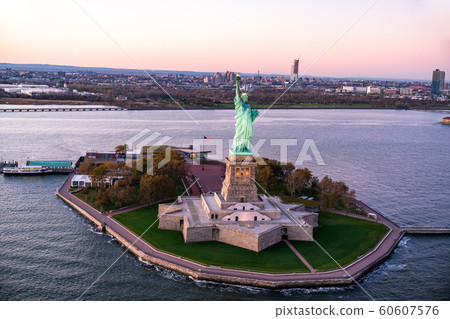 New York, Statue of Liberty, aerial New York, Statue of Liberty, aerial 60607576