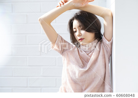 Women beauty 60608048