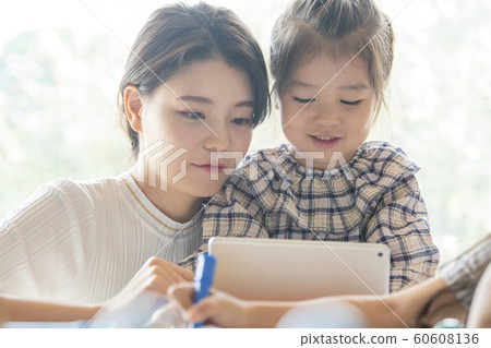 Childcare image IT education Childcare image IT education 60608136