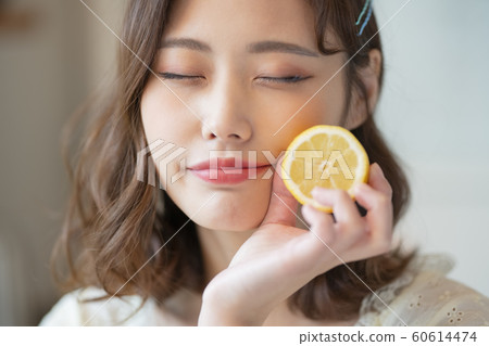 女性健康檸檬 60614474