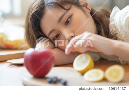 Female Lifestyle Cuisine Female Lifestyle Cuisine 60614487