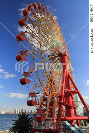 Ferris wheel of mosaic garden Ferris wheel of mosaic garden 60614667