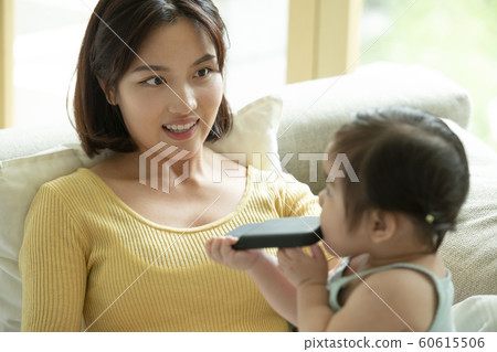 Family mom infant smartphone 60615506