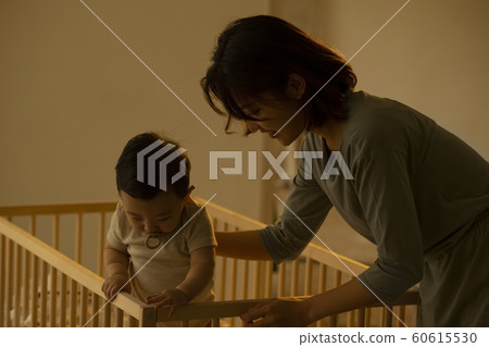 Family mom infant bed 60615530