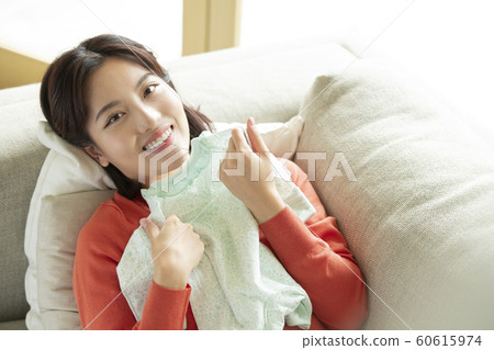 Family mom clothes 60615974
