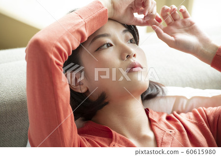 女子 60615980
