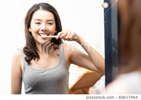 女人的生活方式牙膏 女人的生活方式牙膏 60617468