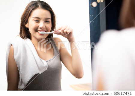 女人的生活方式牙膏 女人的生活方式牙膏 60617471