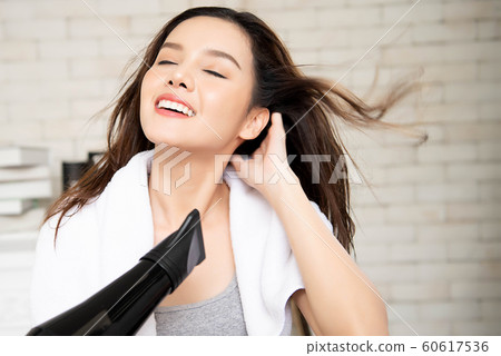 Women lifestyle hair care 60617536