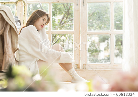 Female Lifestyle Female Lifestyle 60618324