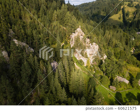 Stone rocks Ternoshorska Lada 60621575