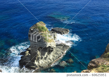 Yonaguni Island 60625951
