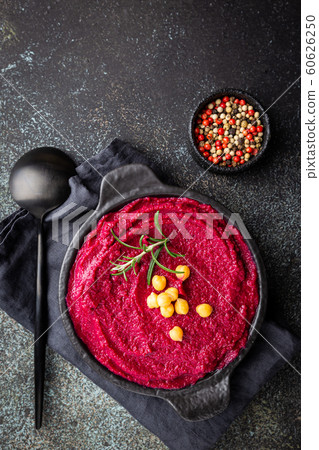 Beet red hummus Beet red hummus 60626250