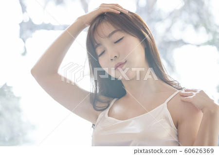 年輕女子,早晨,伸展,承載,天氣,房間,房子,美麗 年輕女子,早晨,伸展,承載,天氣,房間,房子,美麗 60626369
