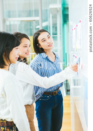 Meeting shooting cooperation "Kinki University" 60626924