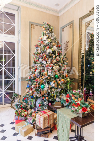 Classic christmas New Year decorated interior room Classic christmas New Year decorated interior room 60631965