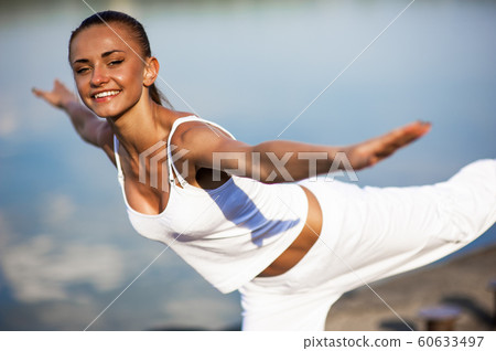 Sport woman training Sport woman training 60633497