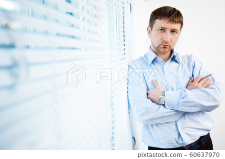 businessman at work businessman at work 60637970
