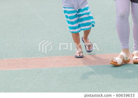 beach sandal, flip-flop, pool 60639633