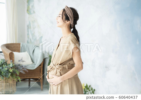 Pregnant woman full month maternity 60640437