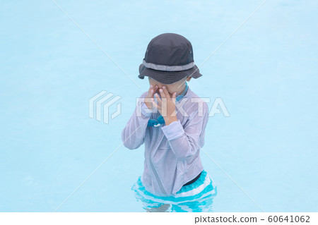 pool, pools, little child 60641062
