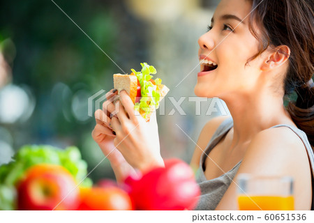 女性生活方式飲食 女性生活方式飲食 60651536