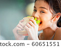 女性生活方式飲食 60651551