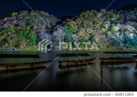 [Kyoto Prefecture] Arashiyama Hanato Road 60651865