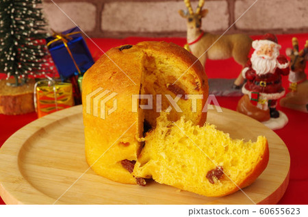 Christmas panettone Christmas panettone 60655623