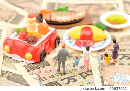 Family, cooking and money Family, cooking and money 60657012