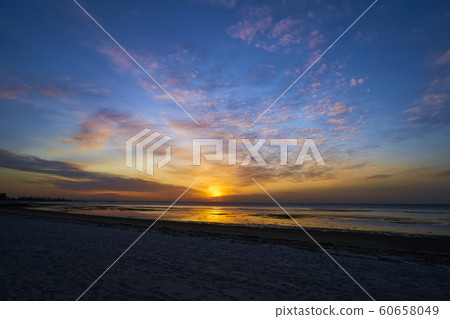 Altona Beach Altona Beach 60658049