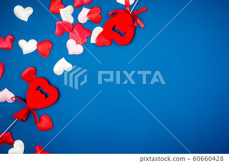 Greeting card with red hearts for Valentine's Day 2020. 60660428