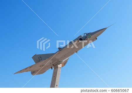 Swedish Air Force Saab J35 Draken Gateguard Swedish Air Force Saab J35 Draken Gateguard 60665067