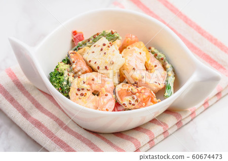 Seafood salad 60674473