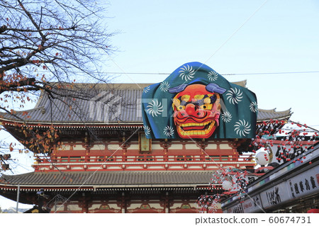 Asakusa, Taito-ku Nakamise Street, New Year's holiday Asakusa, Taito-ku Nakamise Street, New Year's holiday 60674731
