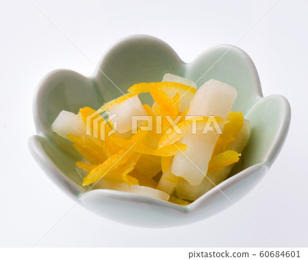 Citron radish 60684601