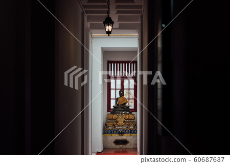 Wat Ratchanatdaram and Loha Prasat (iron castle) 60687687