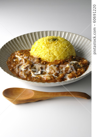 牛肉沙拉醬牛肉飯 牛肉沙拉醬牛肉飯 60691220