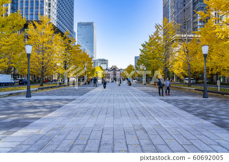 [Tokyo] Tokyo station scenery in front of the station 60692005