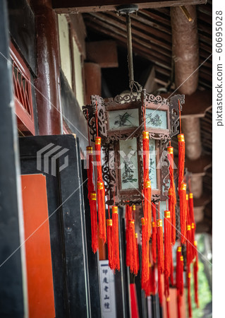 Traditional chinese old wooden lanterns Traditional chinese old wooden lanterns 60695028
