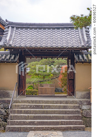 大德寺三元院 60696527