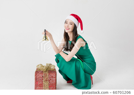 Happy single woman life, an attractive smiling woman holding shopping bags 162 Happy single woman life, an attractive smiling woman holding shopping bags 162 60701206
