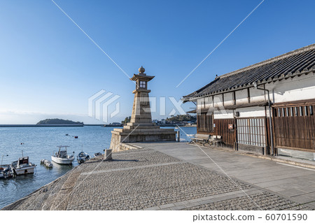 廣島縣福山市鞆之浦,陽光明媚的一天,鞆之浦的街道 廣島縣福山市鞆之浦,陽光明媚的一天,鞆之浦的街道 60701590
