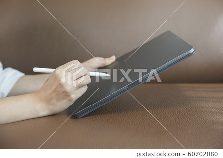 Close up of a lady hands, Daily life 124 60702080