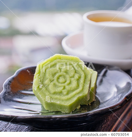 綠豆糕 茶點 糕點 茶樓 台灣 中秋節 Chinese Mung bean bake お菓子 60703054