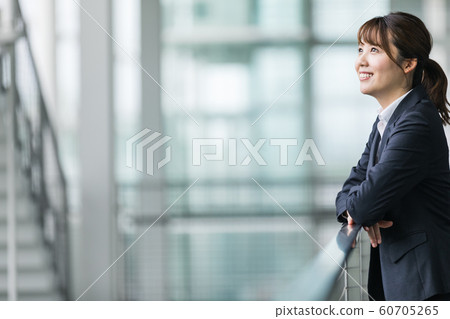 Business woman 60705265